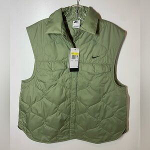 NWT Nike Women's Light Green Vest